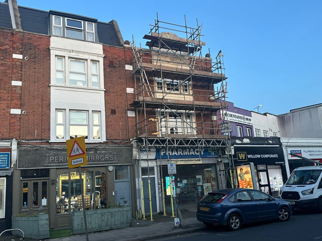 Wimbledon – Scaffolding for painting and decoration